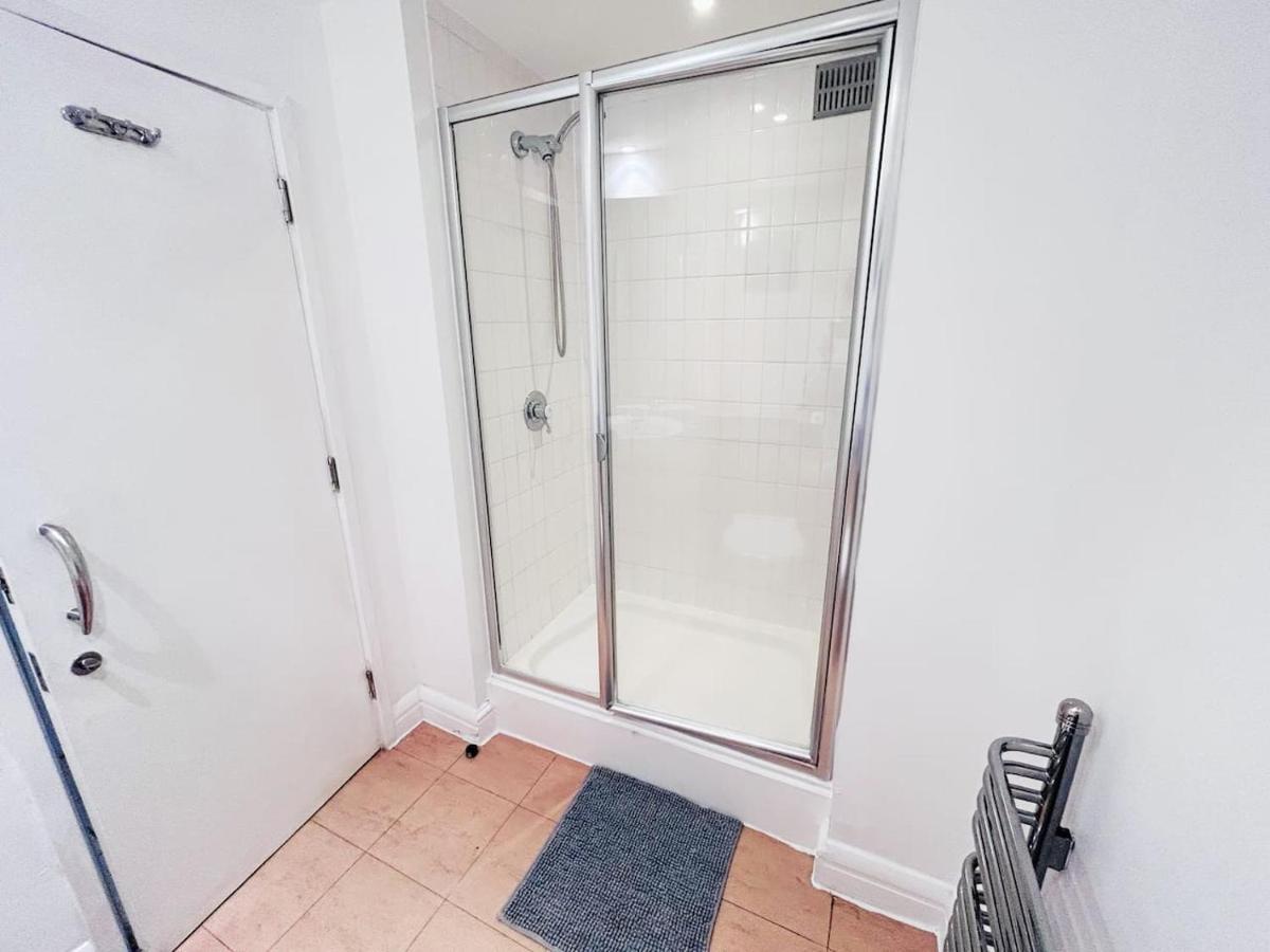 Amazing Flat Near South Kensington - 2 To 3 Bedrooms London Eksteriør billede